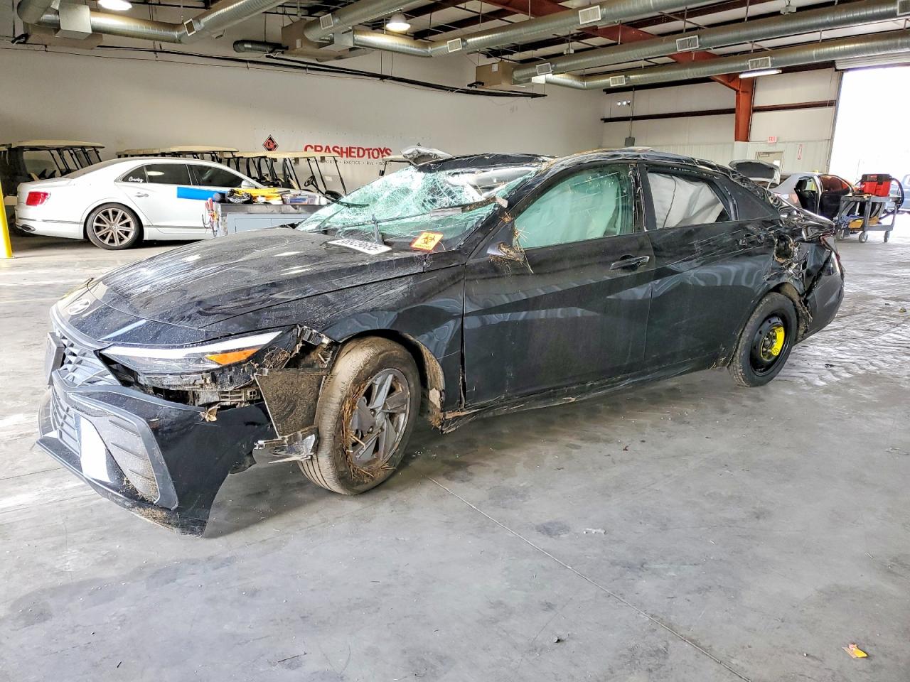 2024 HYUNDAI ELANTRA