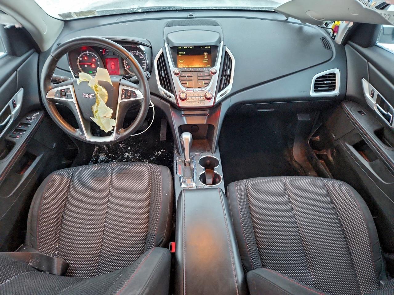 2015 GMC TERRAIN SLE photo 8