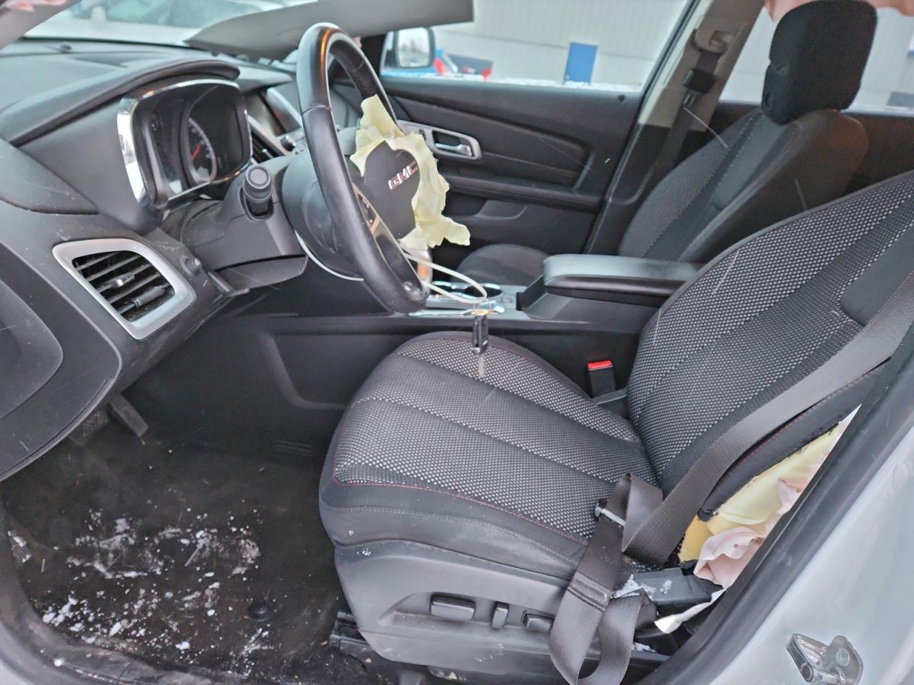 2015 GMC TERRAIN SLE photo 7