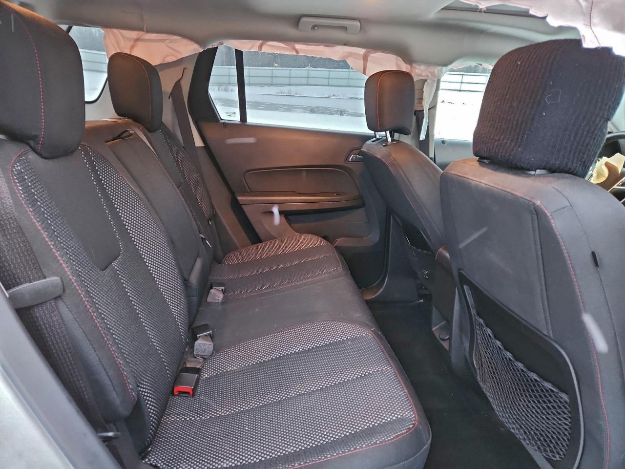 2015 GMC TERRAIN SLE photo 11