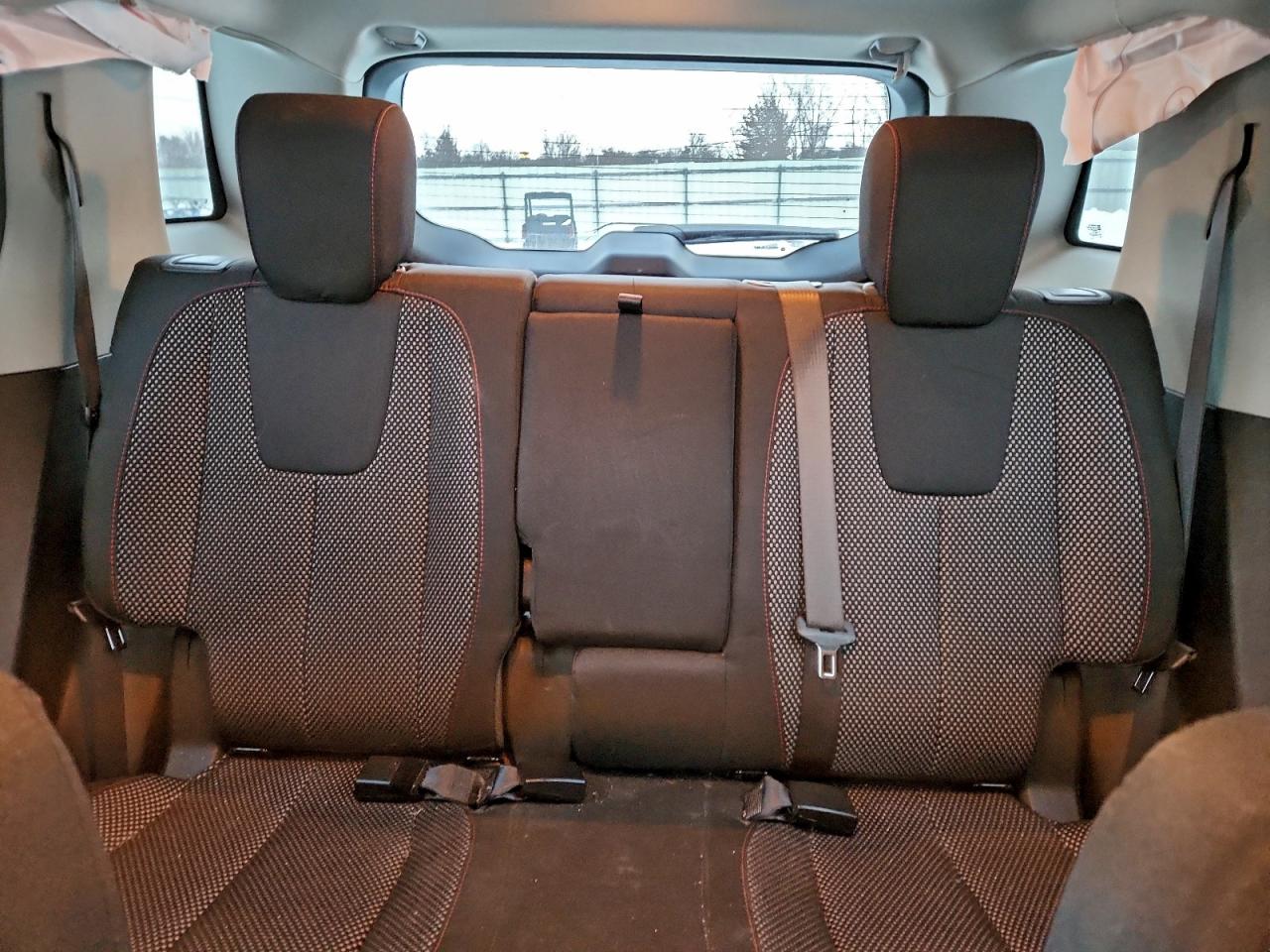 2015 GMC TERRAIN SLE photo 10