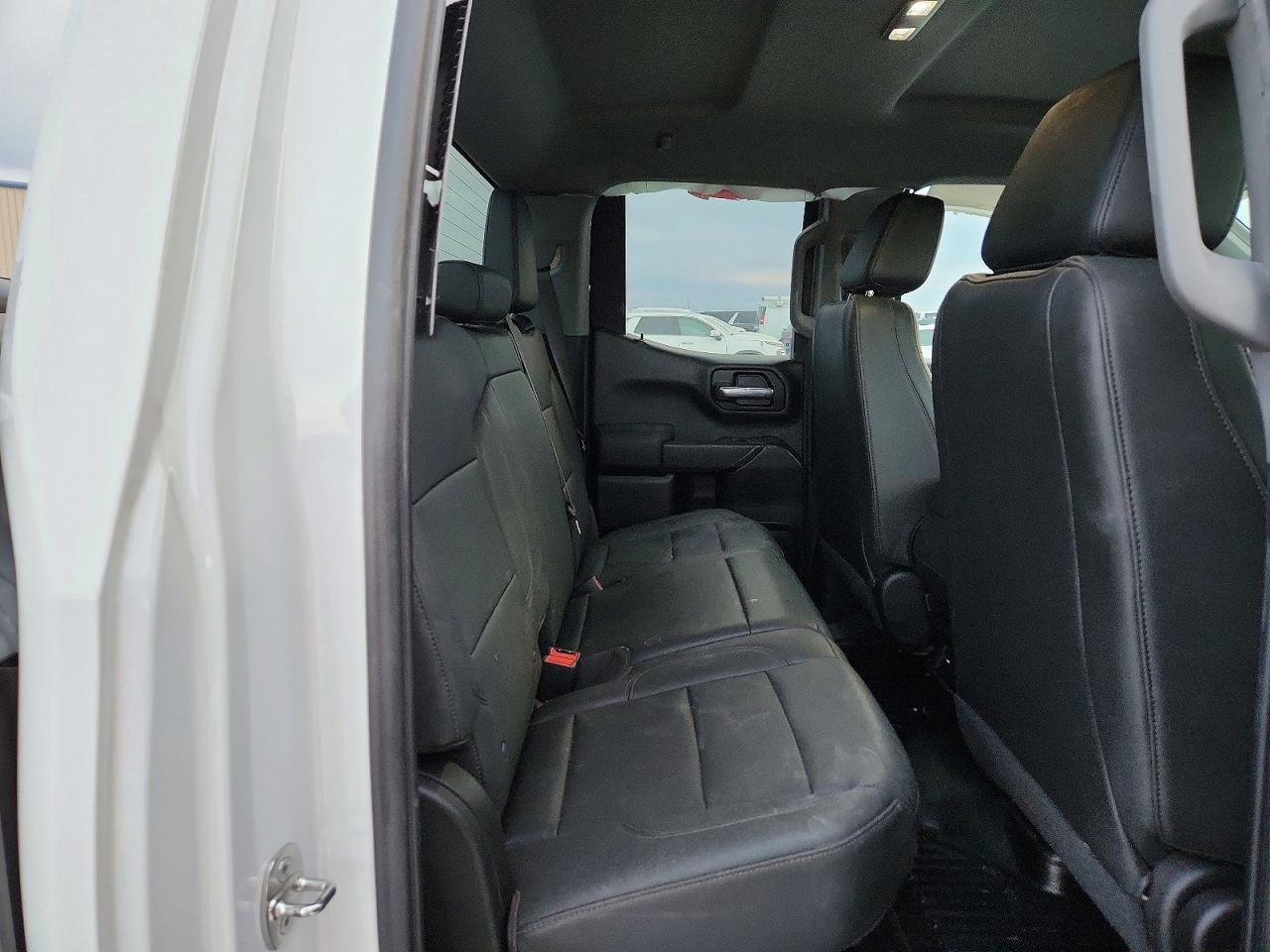 2023 CHEVROLET SILVERADO C1500 photo 19