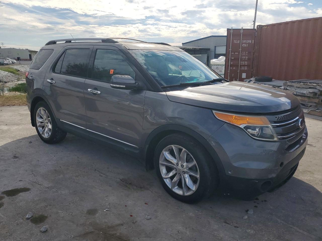 2013 FORD EXPLORER LIMITED photo 4