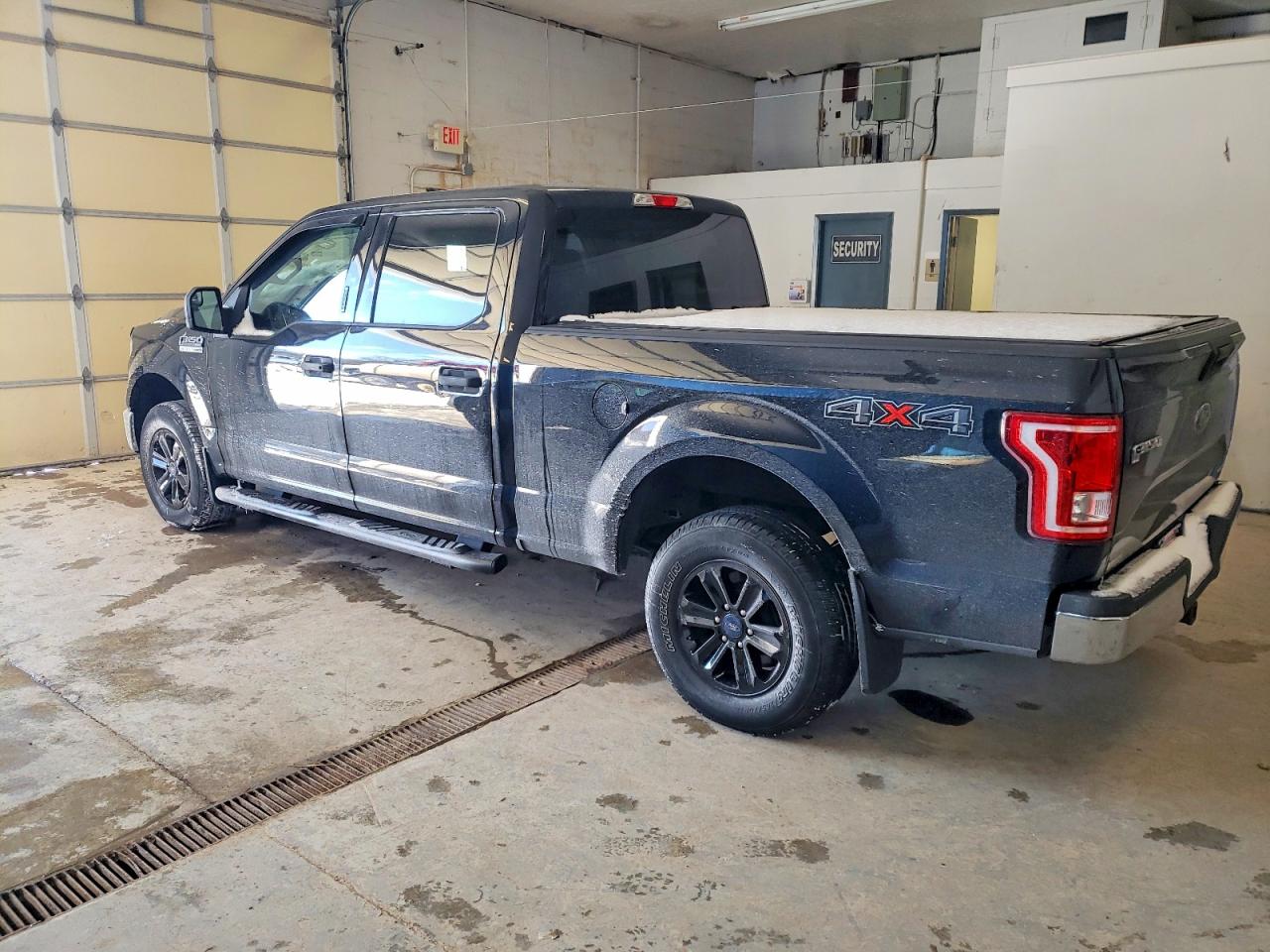 2016 FORD F150 SUPERCREW photo 2