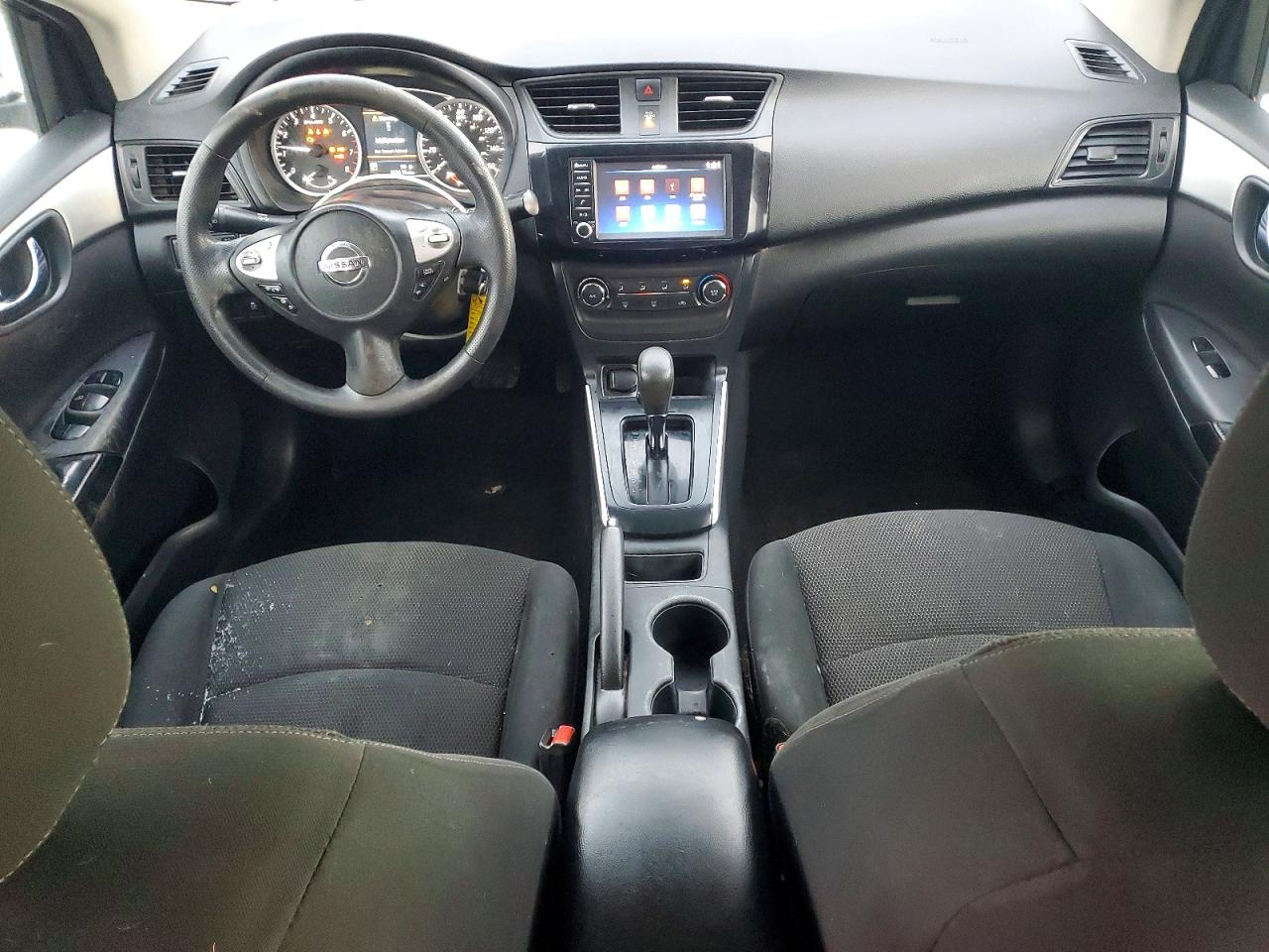 2019 NISSAN SENTRA S photo 8