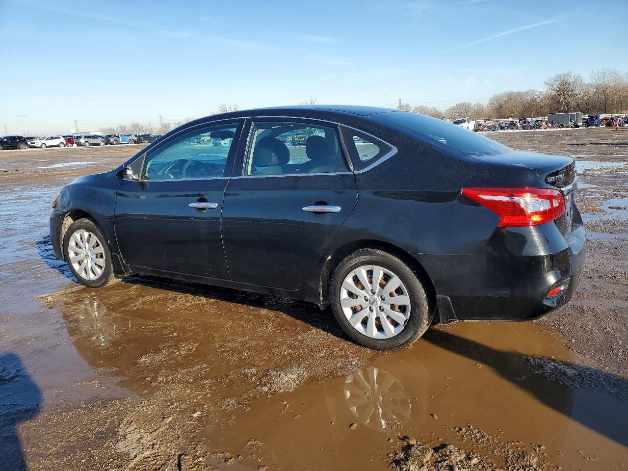 2019 NISSAN SENTRA S photo 2