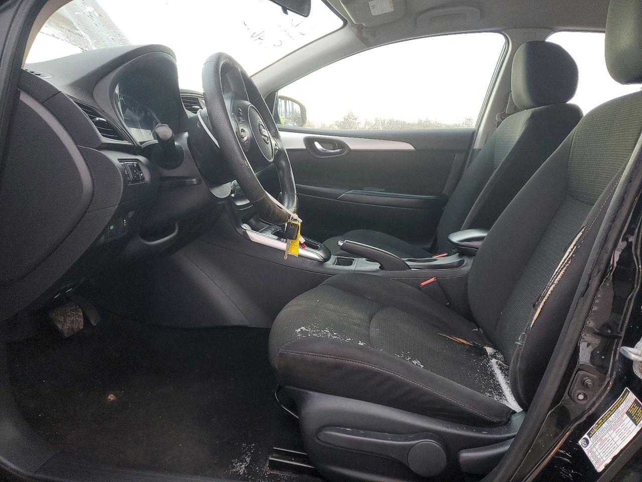 2019 NISSAN SENTRA S photo 7