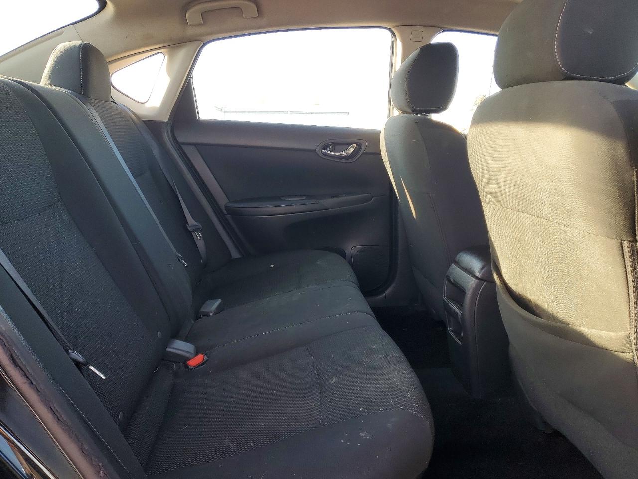2019 NISSAN SENTRA S photo 10