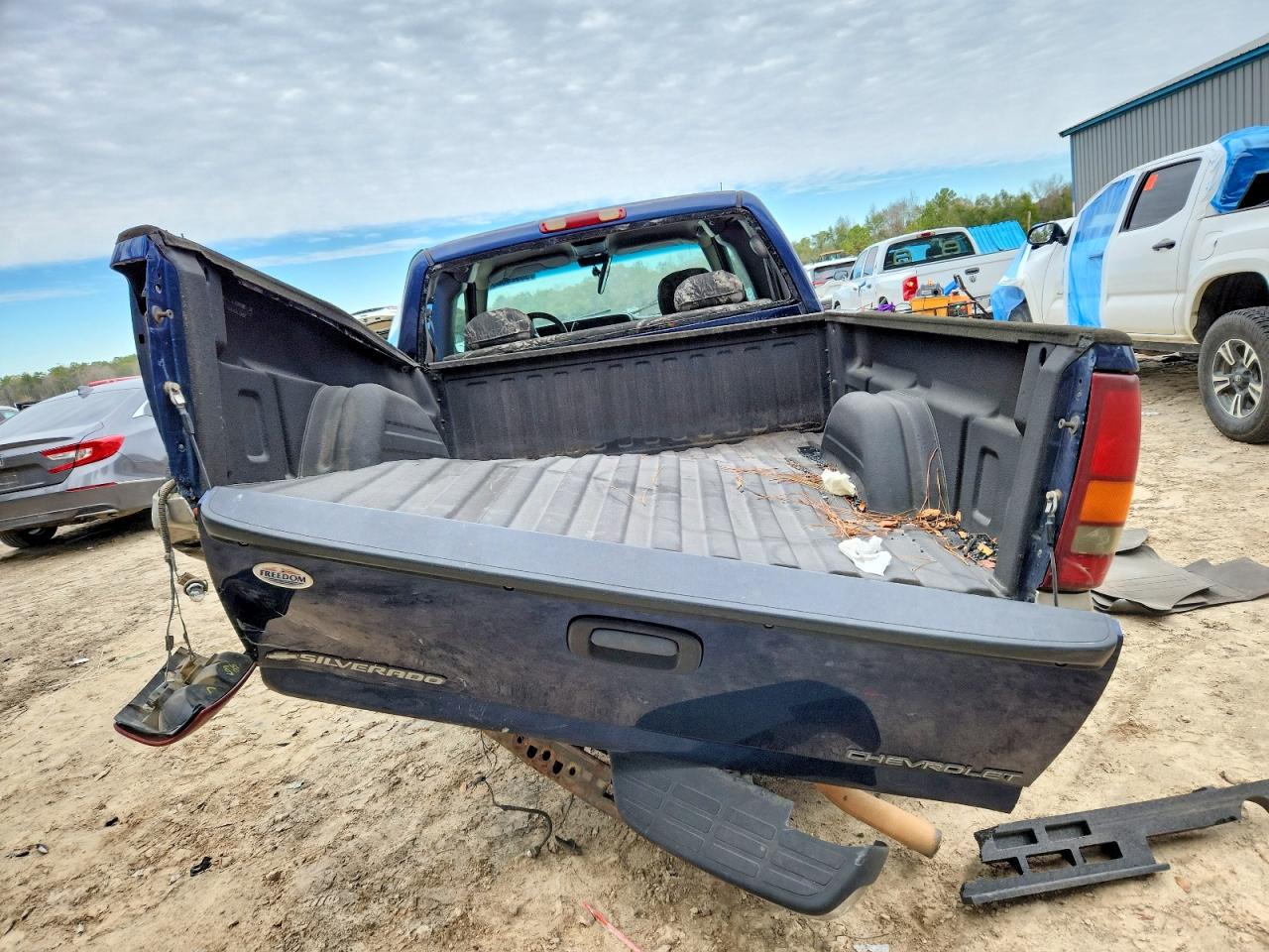 2000 CHEVROLET SILVERADO K1500 photo 6