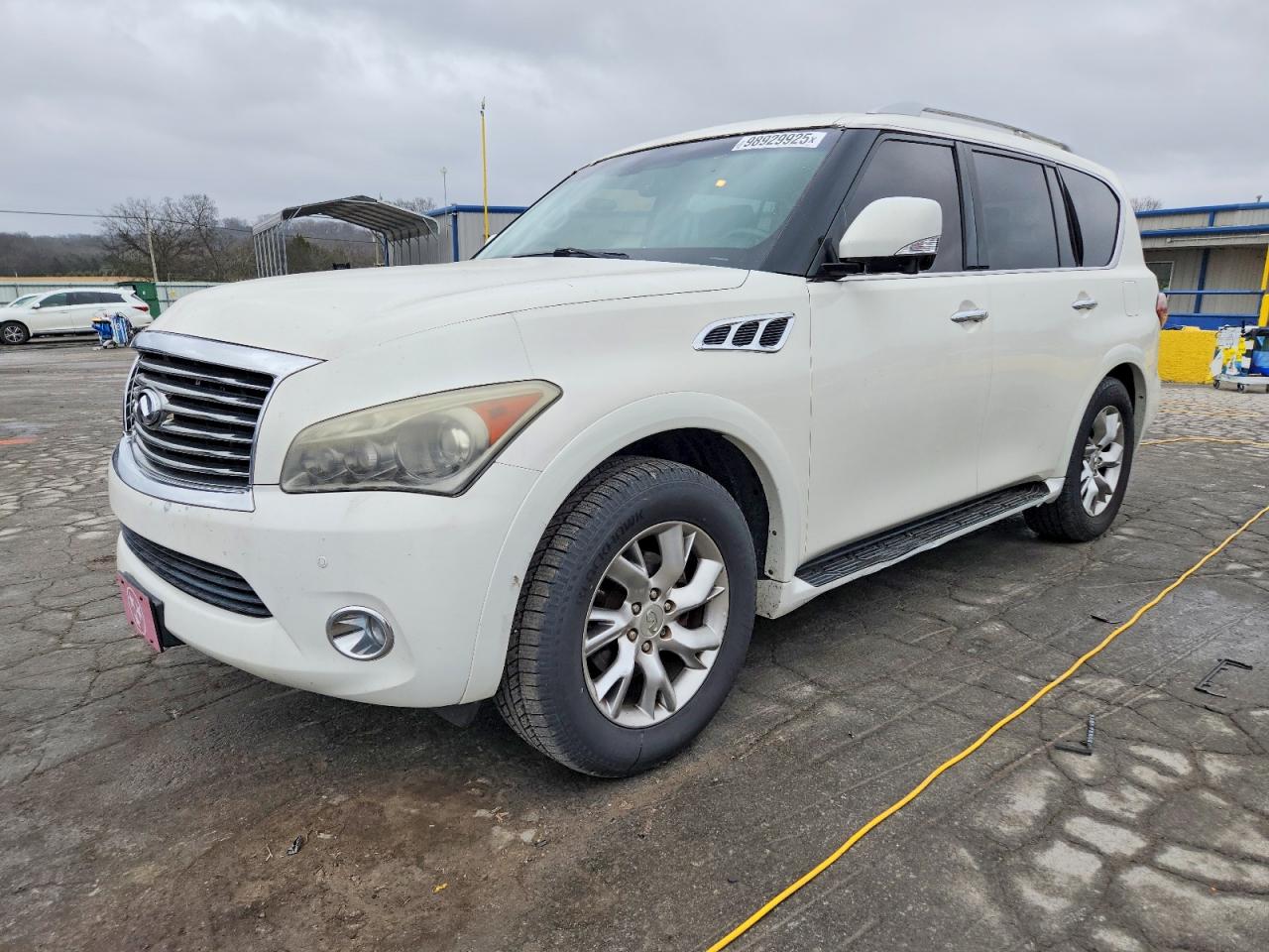 2011 INFINITI QX56
