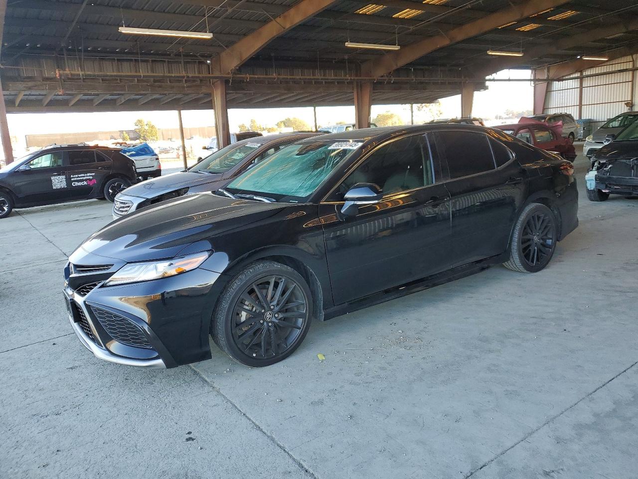 2024 TOYOTA CAMRY