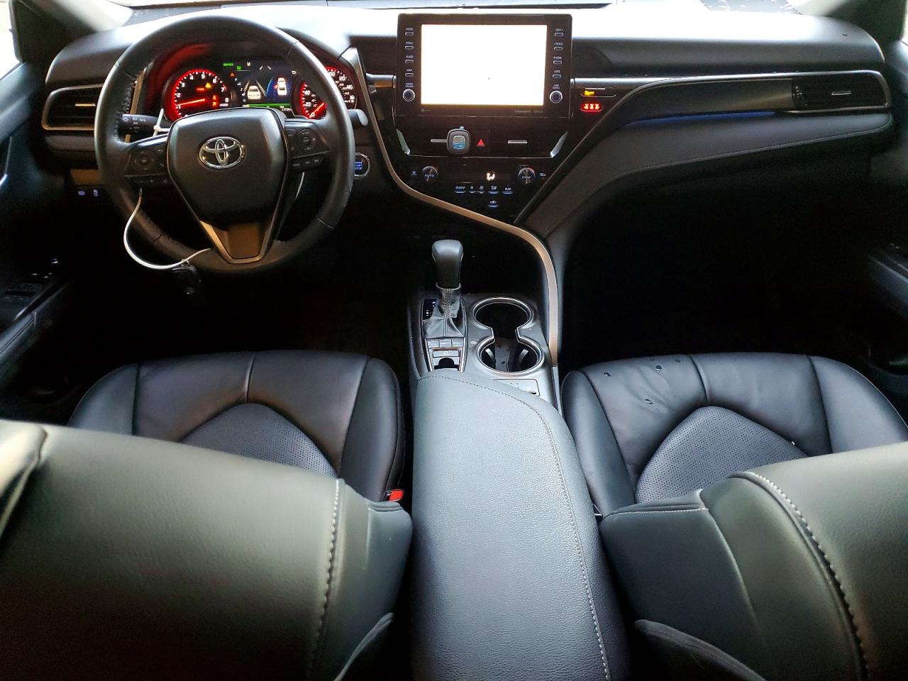 2024 TOYOTA CAMRY XSE photo 8