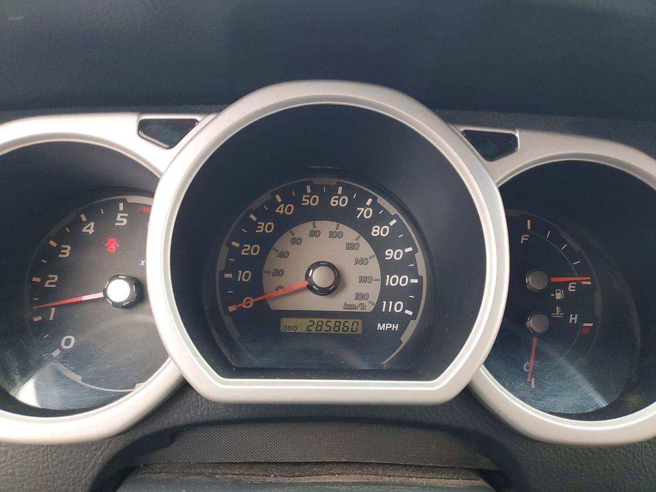 2005 TOYOTA 4RUNNER SR5 photo 9