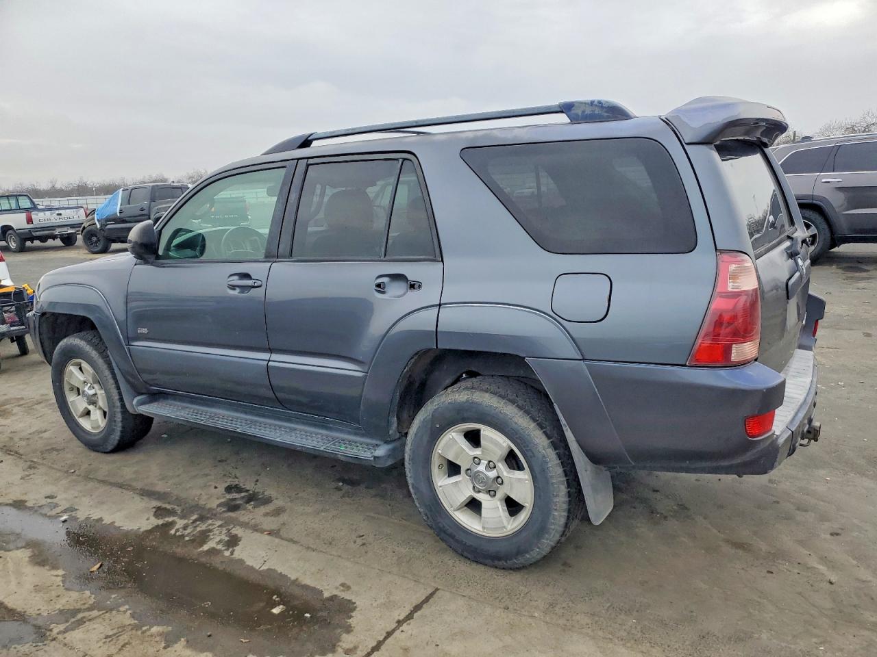 2005 TOYOTA 4RUNNER SR5 photo 2