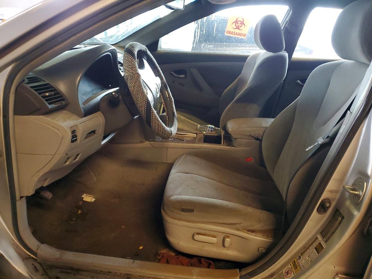 2010 TOYOTA CAMRY HYBRID photo 19