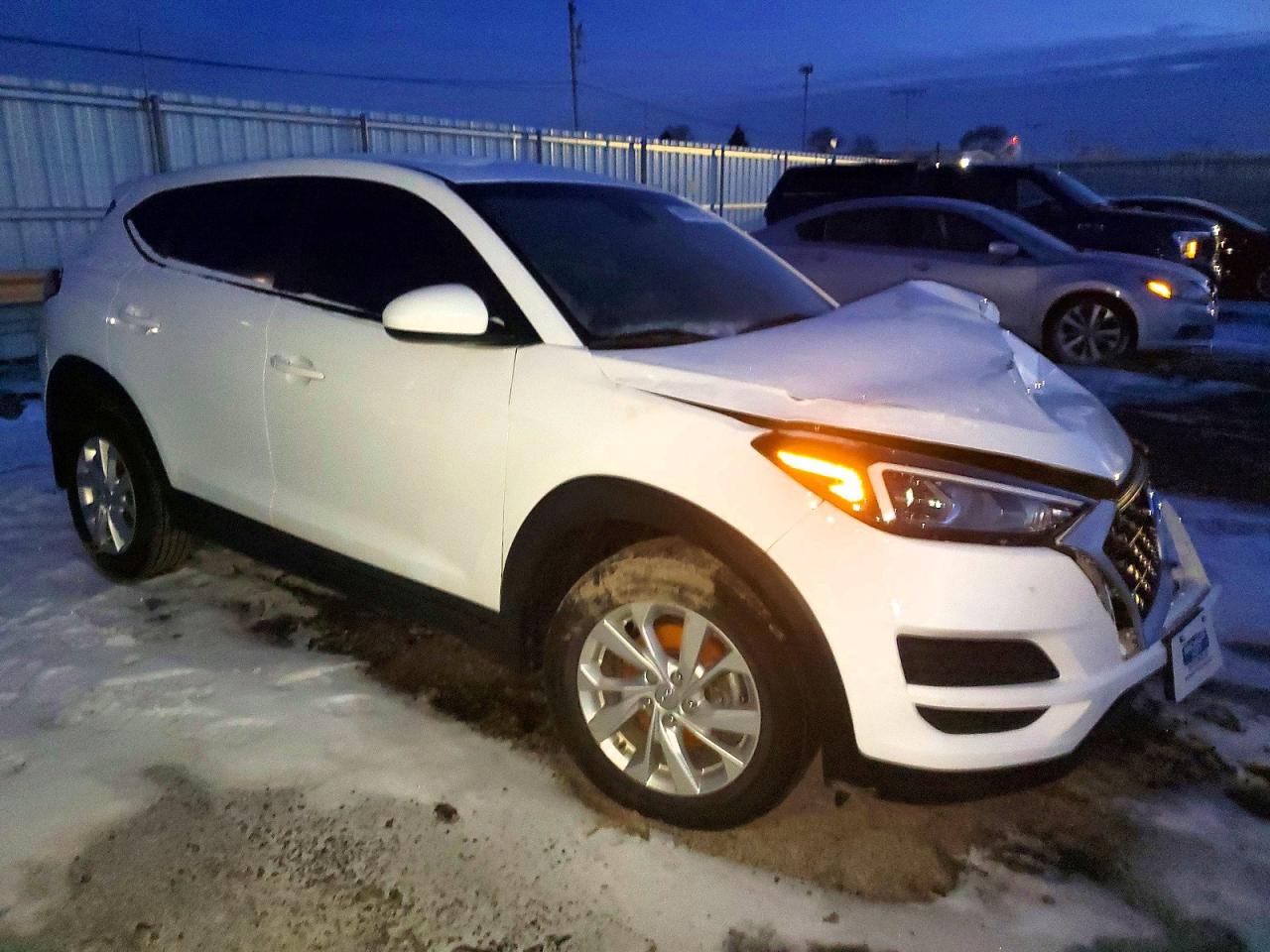 2020 HYUNDAI TUCSON SE photo 4