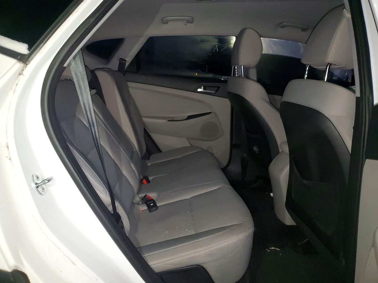 2020 HYUNDAI TUCSON SE photo 11