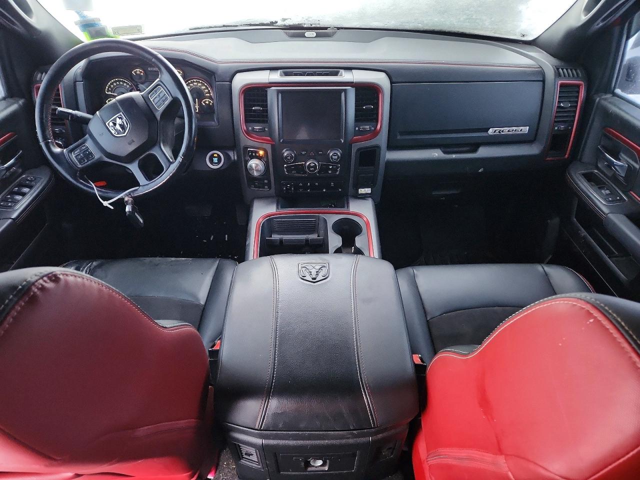 2016 RAM 1500 REBEL photo 8