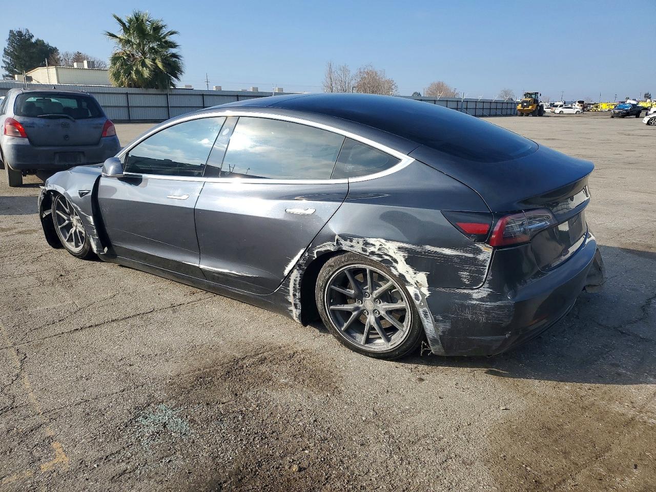 2018 TESLA MODEL 3 photo 2