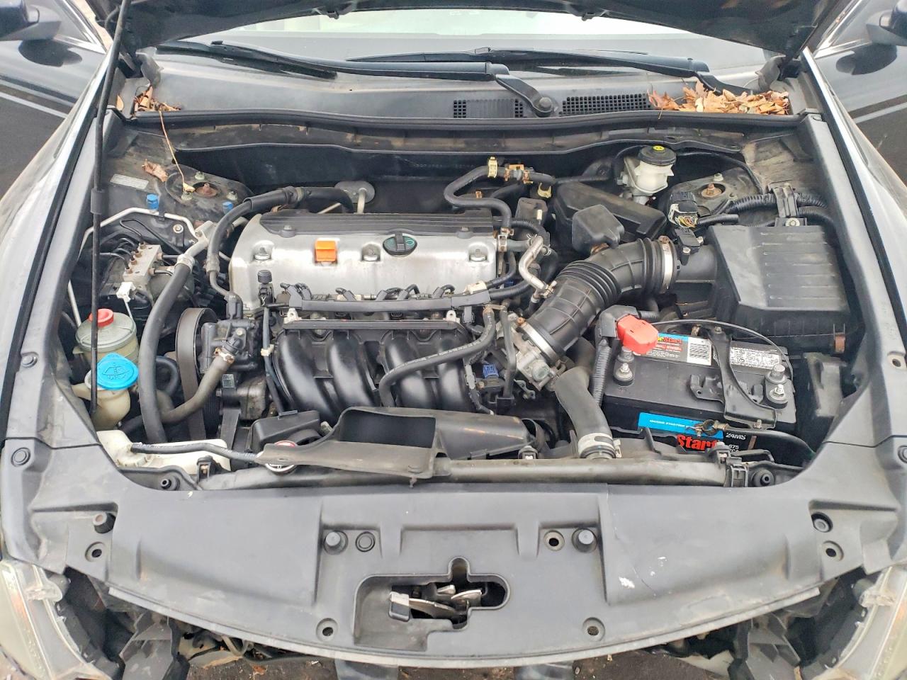 2010 HONDA ACCORD LX photo 11