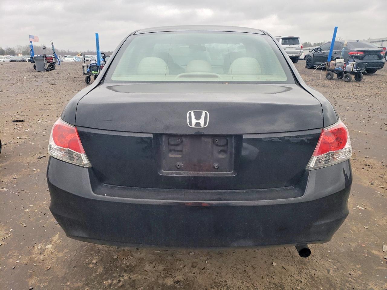 2010 HONDA ACCORD LX photo 6