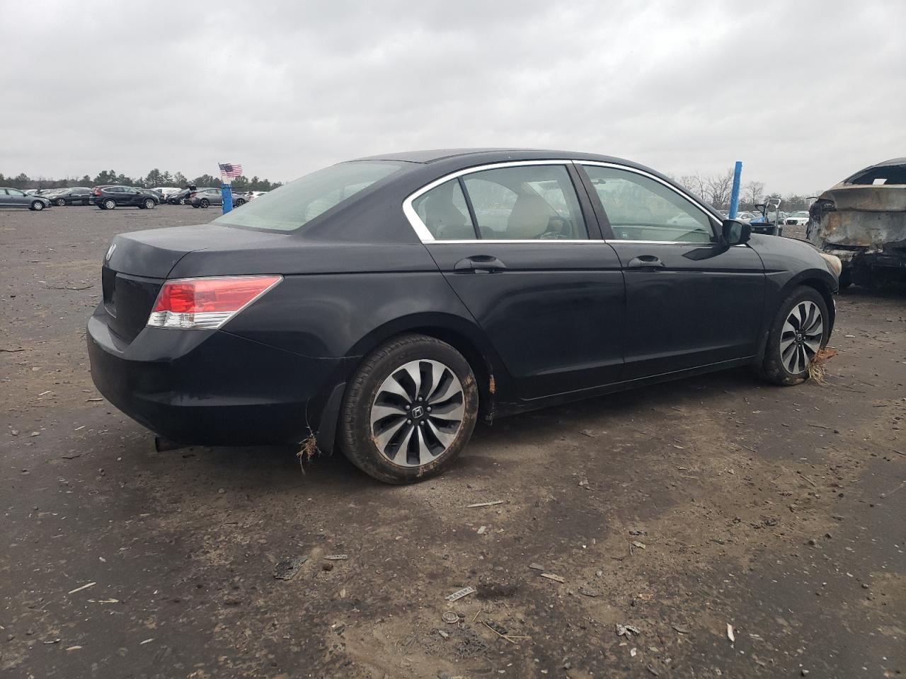 2010 HONDA ACCORD LX photo 3