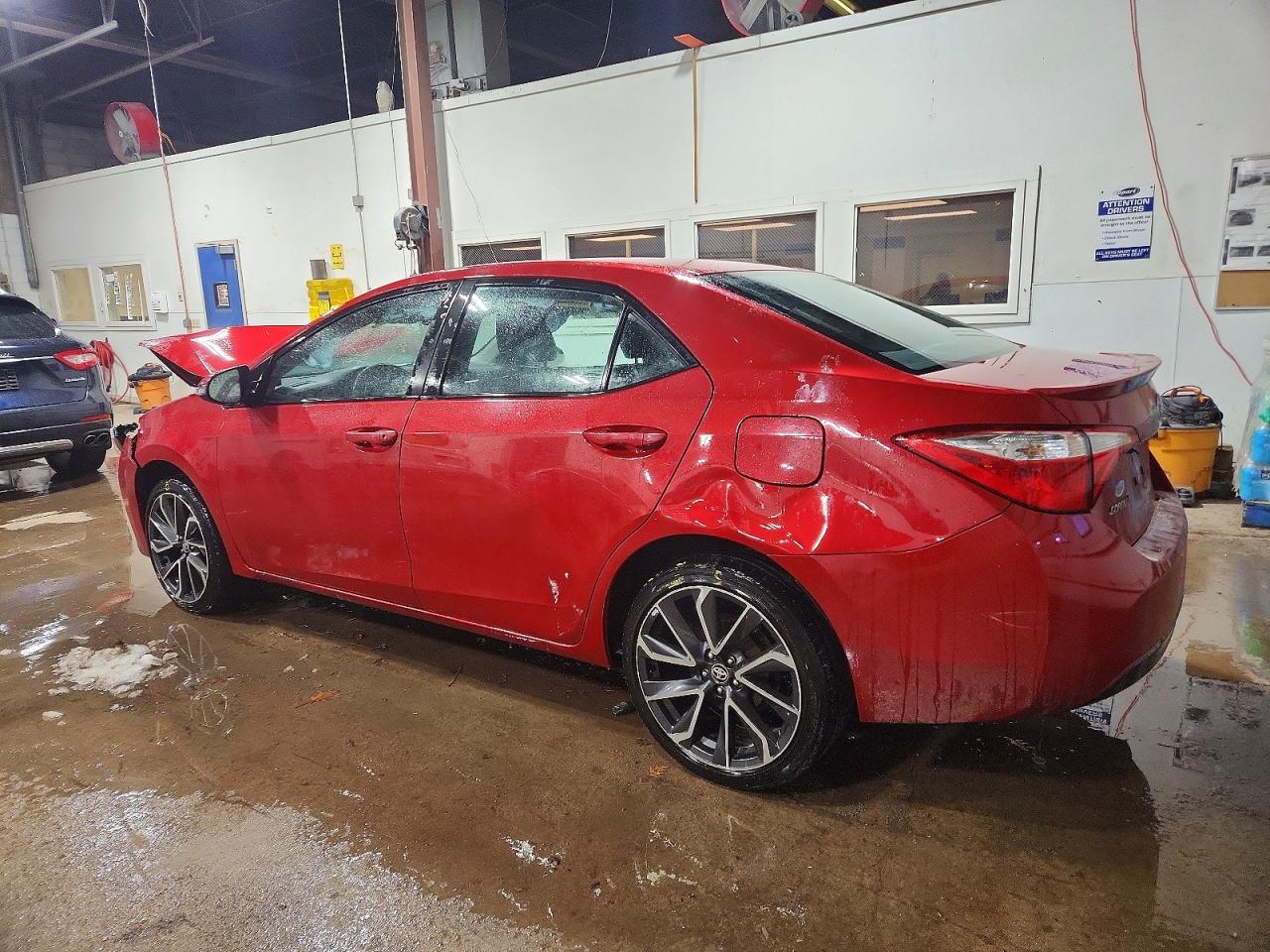 2016 TOYOTA COROLLA photo 2