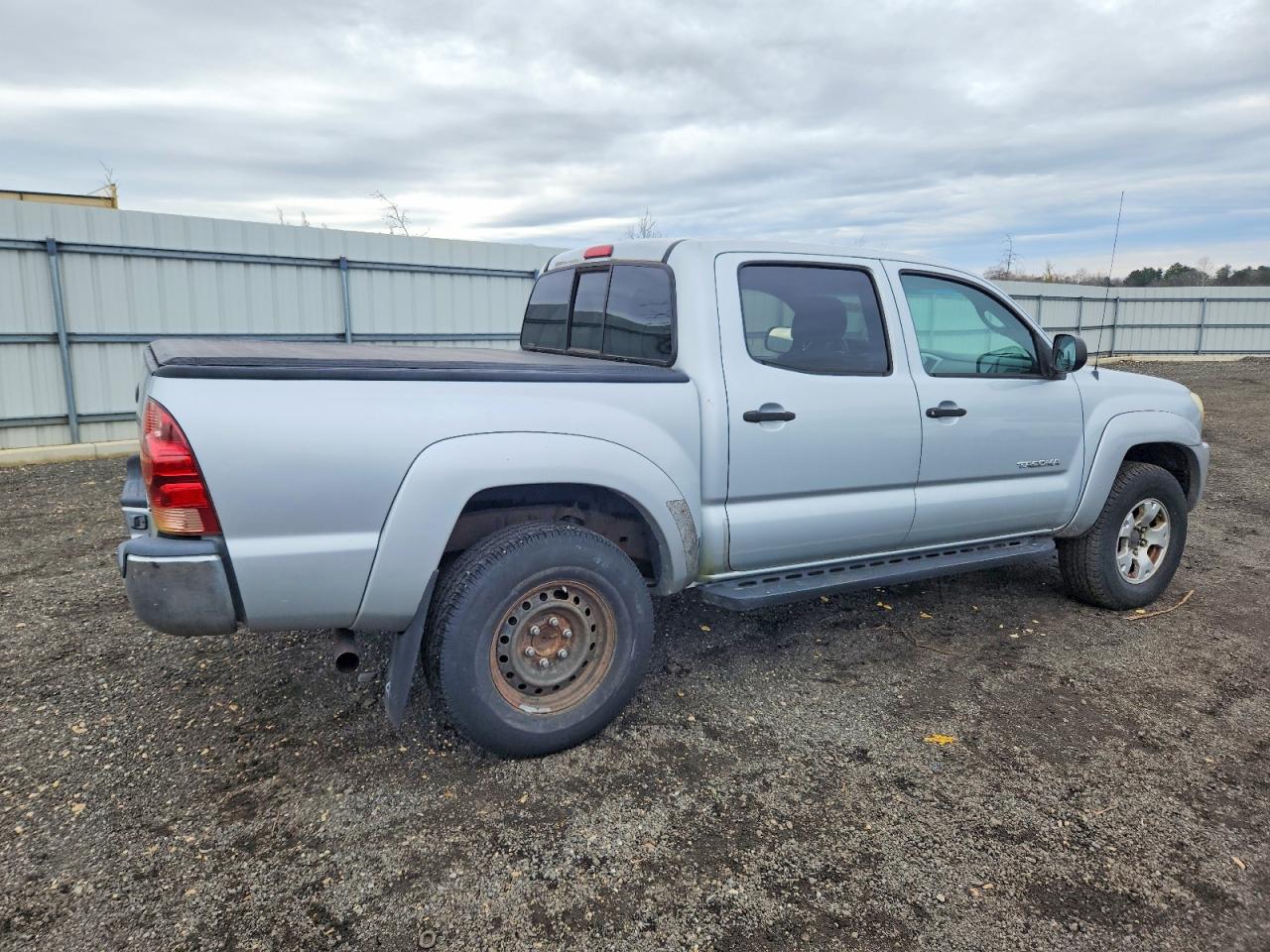 2006 TOYOTA TACOMA DOUBLE CAB photo 3