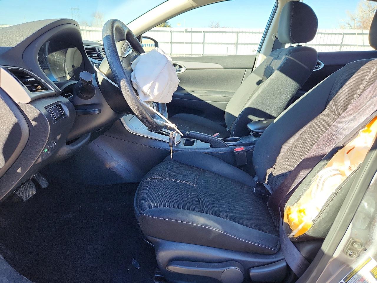 2015 NISSAN SENTRA S photo 7