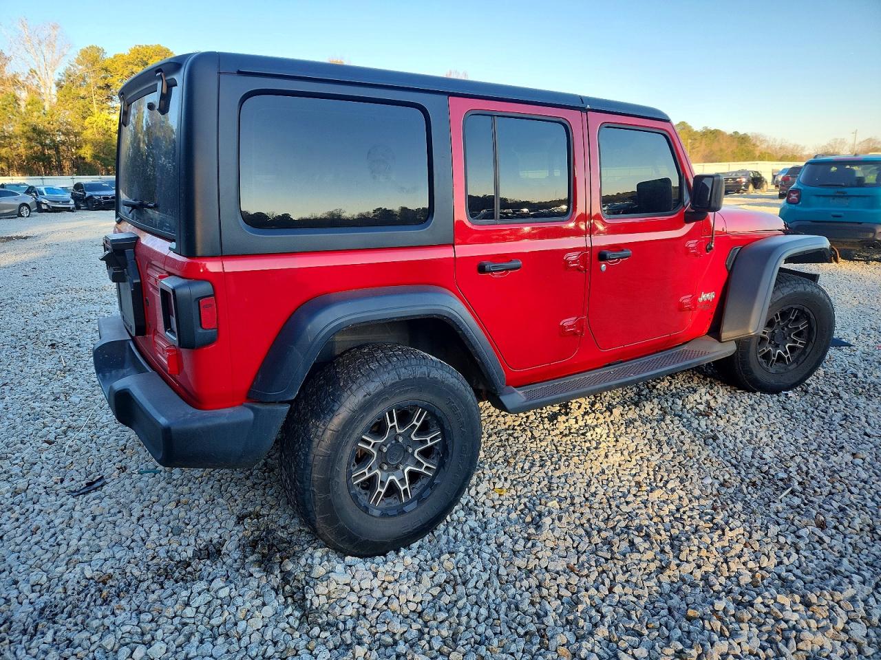 2018 JEEP WRANGLER UNLIMITED SPORT photo 3