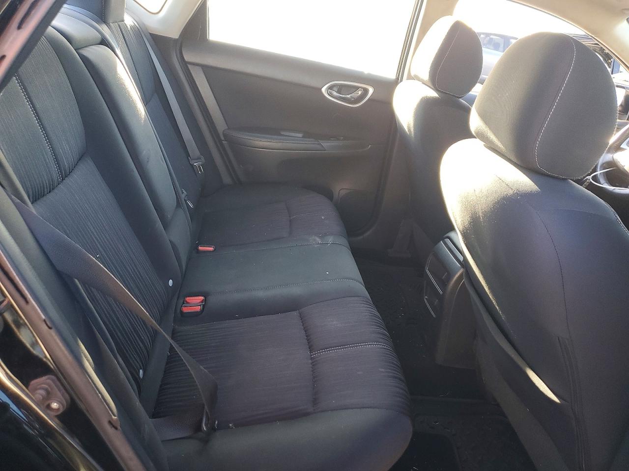 2016 NISSAN SENTRA S photo 10