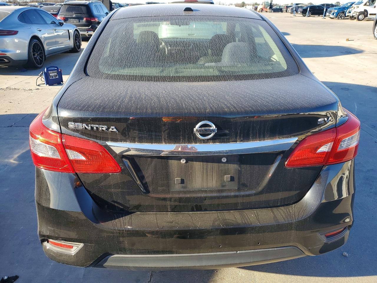 2016 NISSAN SENTRA S photo 6