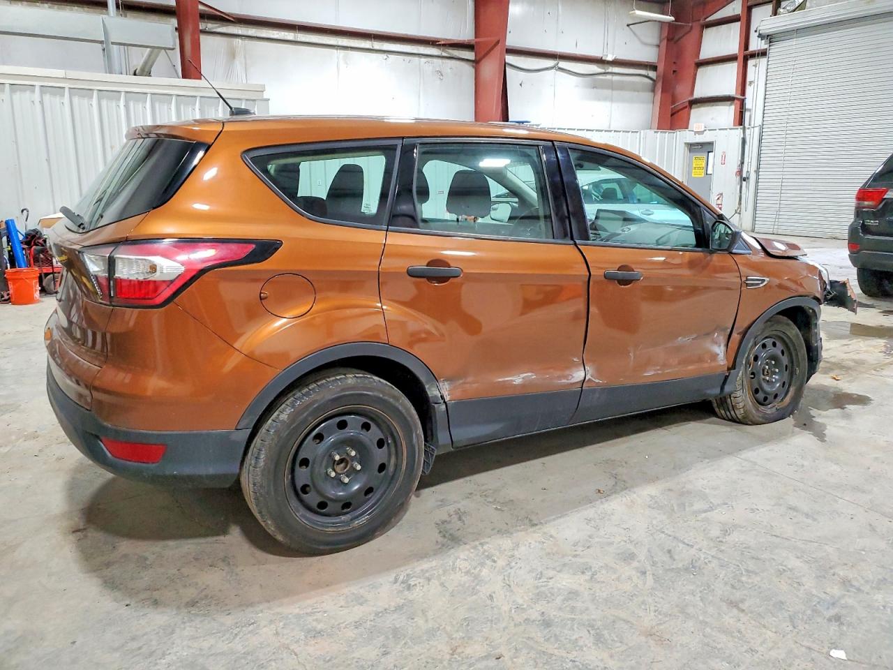2017 FORD ESCAPE S photo 7