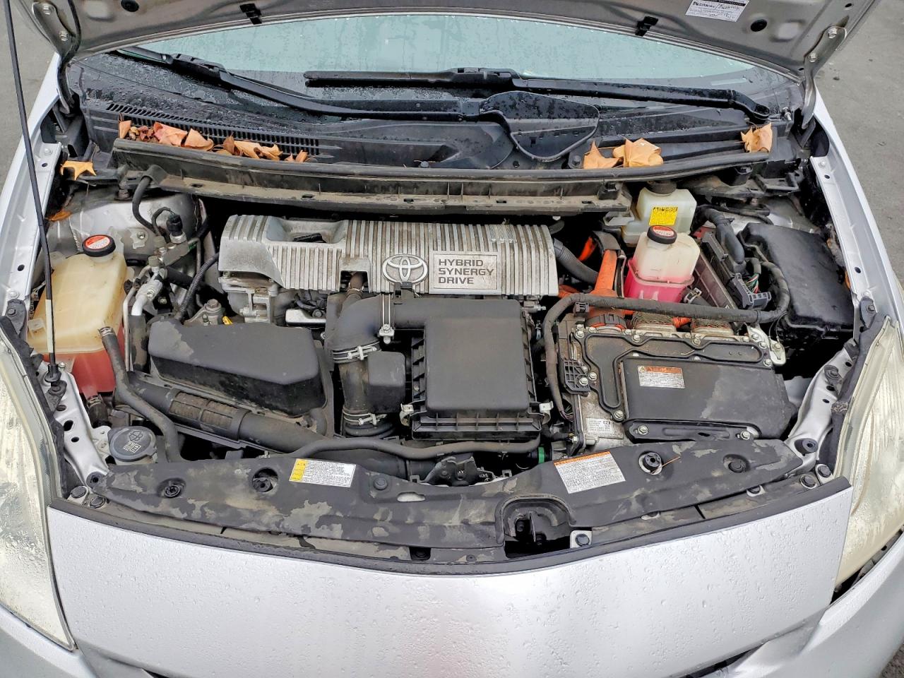 2015 TOYOTA PRIUS photo 11