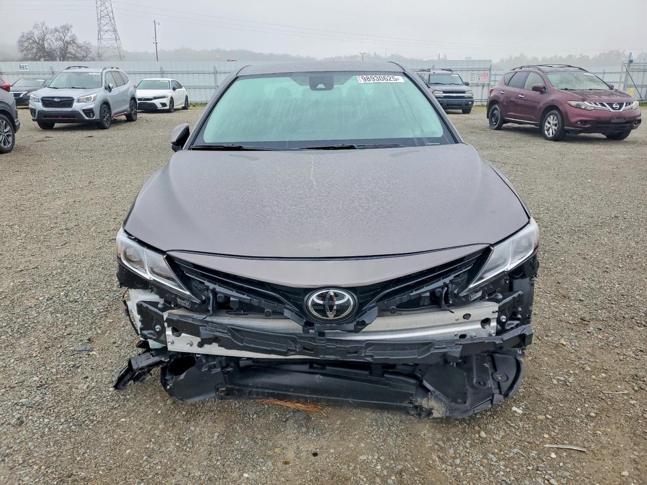 2024 TOYOTA CAMRY LE photo 5