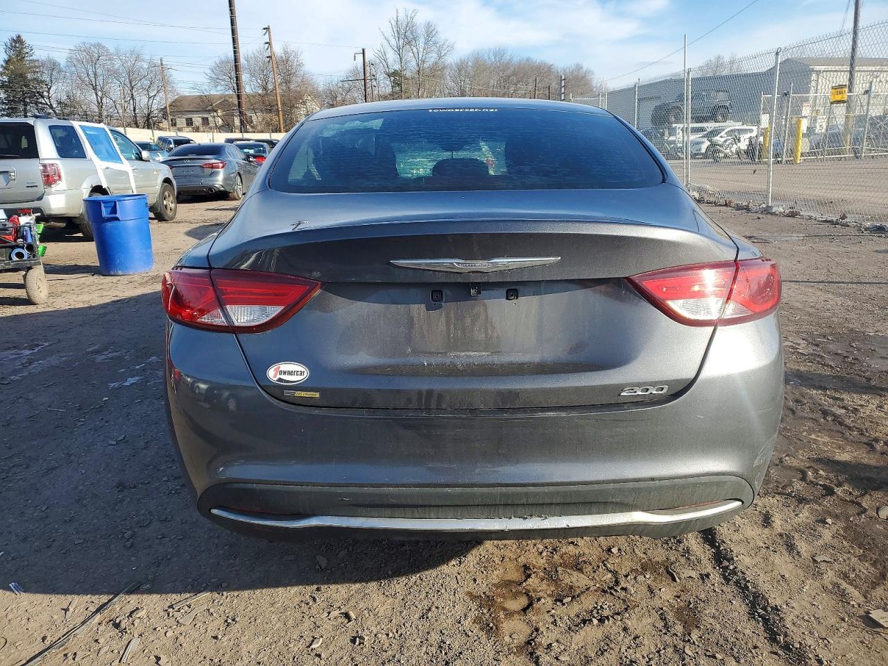 2015 CHRYSLER 200 LIMITED photo 6