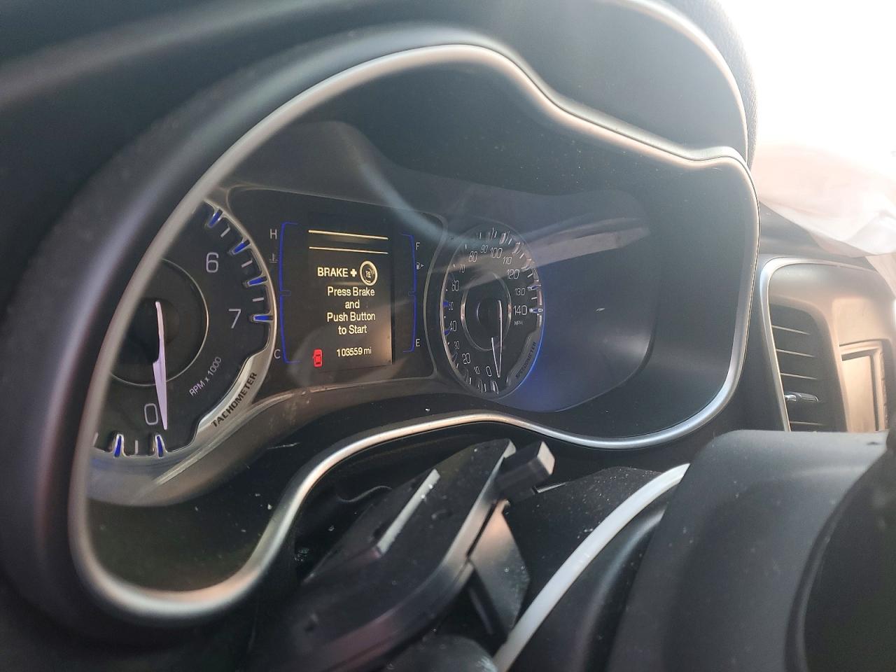 2015 CHRYSLER 200 LIMITED photo 9