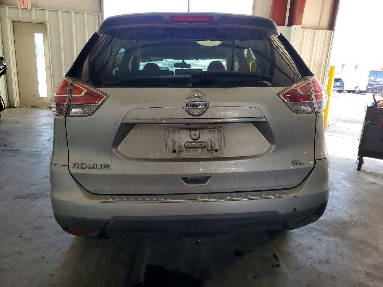 2016 NISSAN ROGUE S photo 6