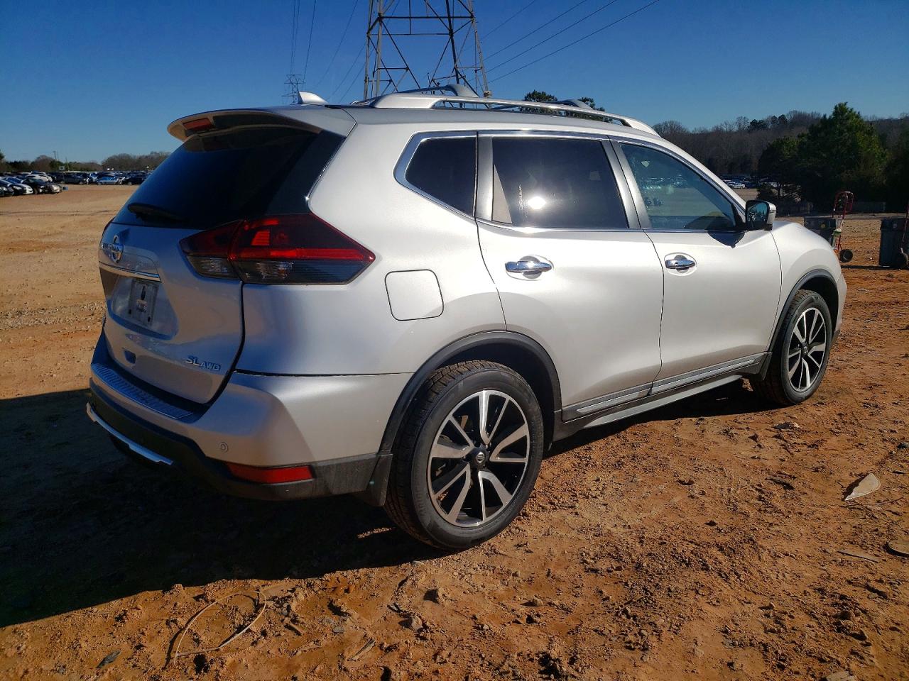 2019 NISSAN ROGUE S photo 3