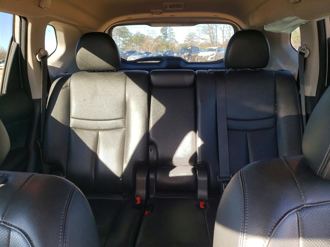 2019 NISSAN ROGUE S photo 10