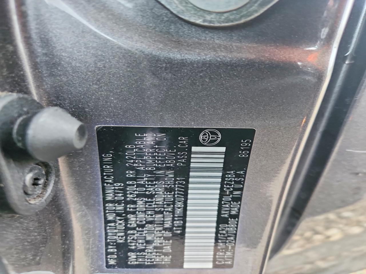 2019 TOYOTA CAMRY L photo 12