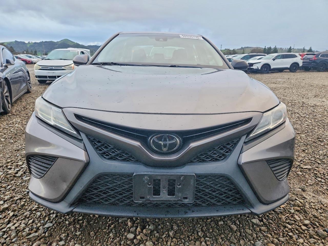 2019 TOYOTA CAMRY L photo 5