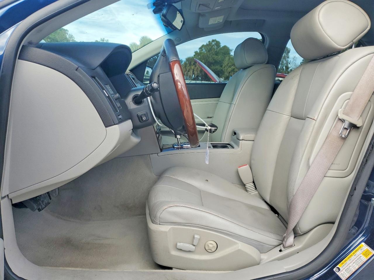 2007 CADILLAC STS photo 7