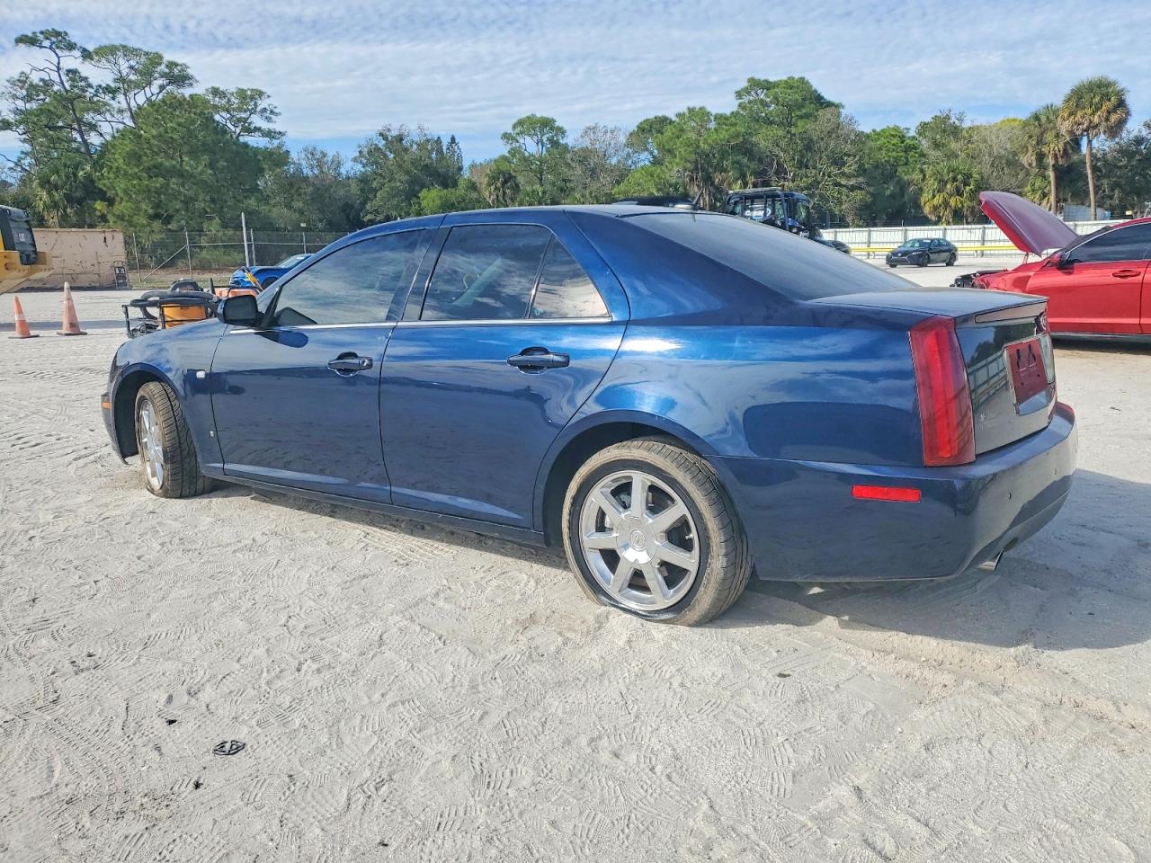 2007 CADILLAC STS photo 2