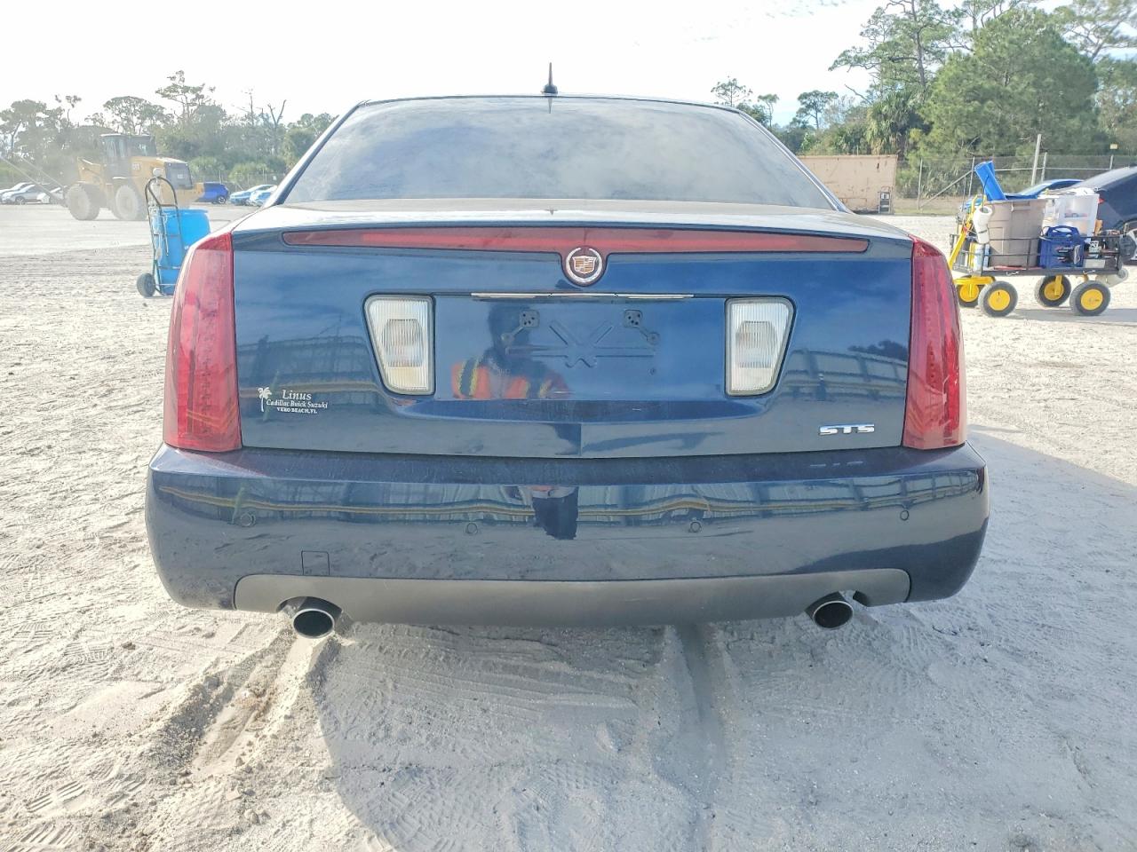 2007 CADILLAC STS photo 6