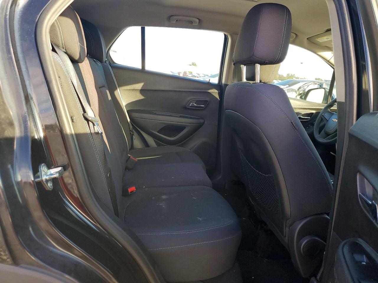2015 CHEVROLET TRAX LS photo 11