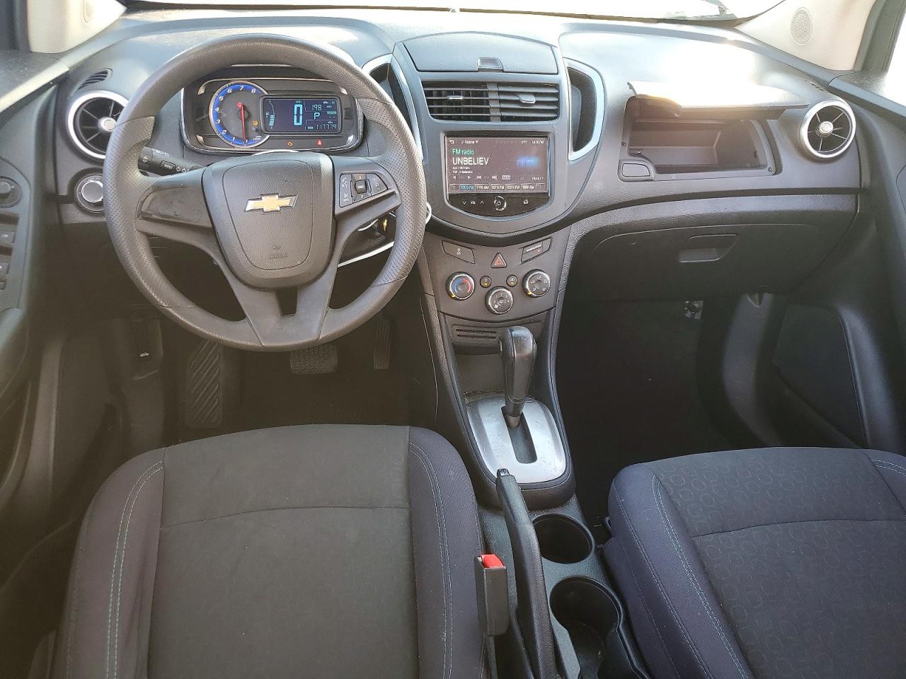 2015 CHEVROLET TRAX LS photo 8