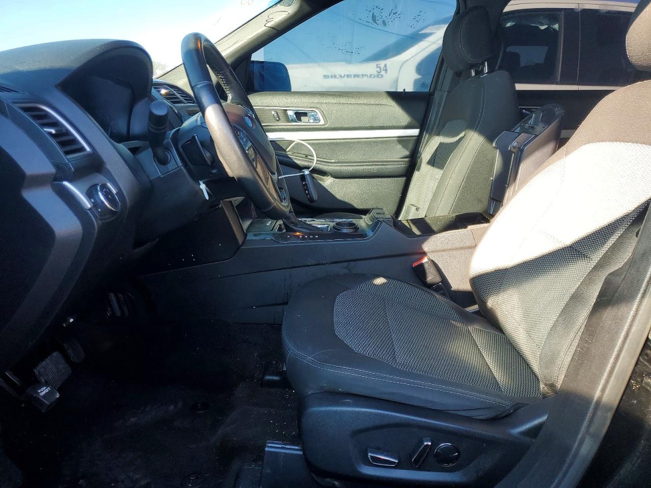 2017 FORD EXPLORER XLT photo 13