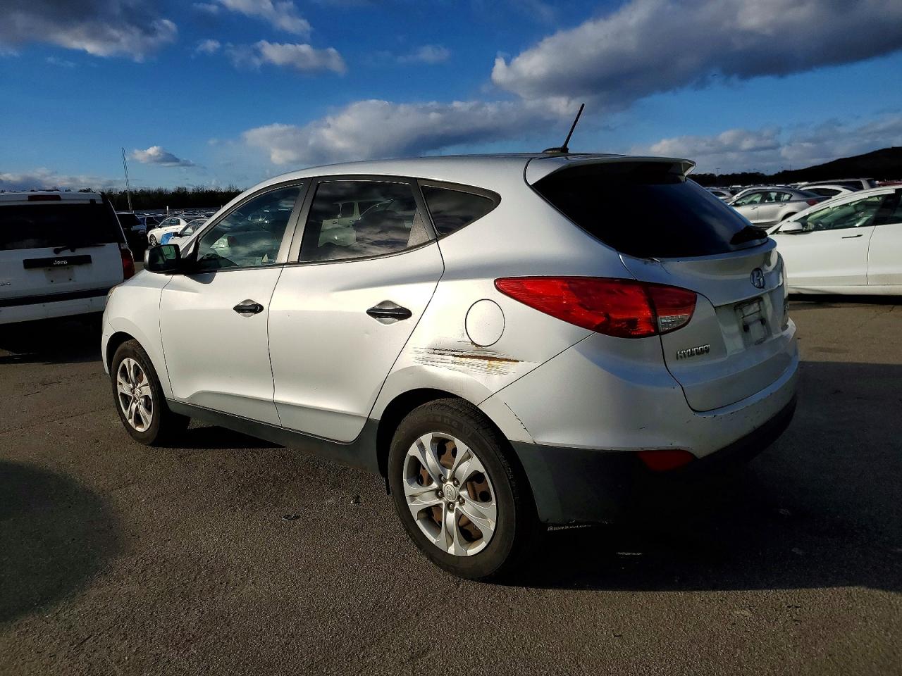 2013 HYUNDAI TUCSON GL photo 2