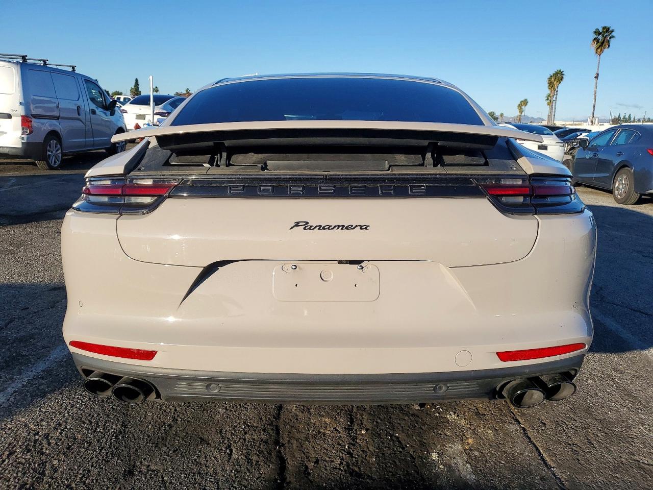 2019 PORSCHE PANAMERA BASE photo 6
